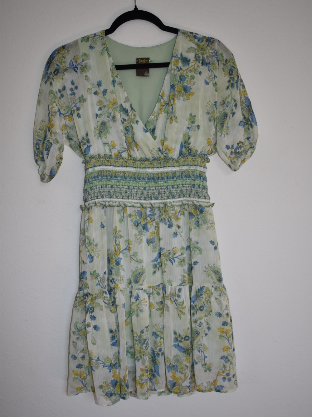 Romantic Cottagecore Taylor Floral Smocked Mini Dress 🌼🩵 Size XS